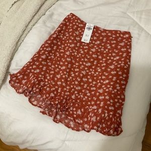 NWT‼️ Abercrombie Orange Floral Skirt